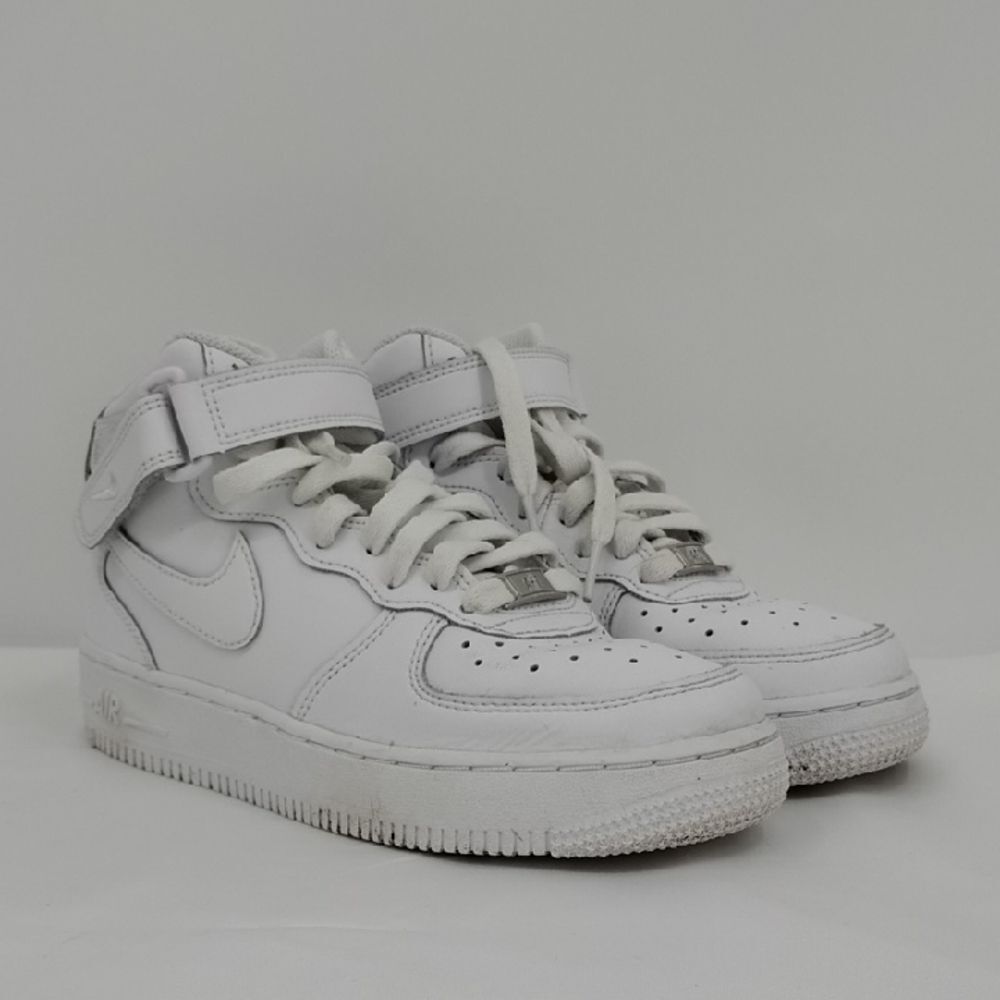 Nike Big Kids' Air Force 1 Mid OG Triple White DH2933-111 Retro Shoes 4.5Y Youth
